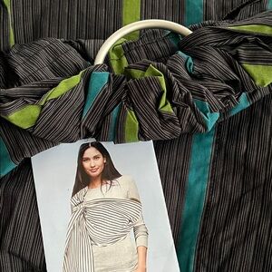 Vlokup Women’s ring sling carrier NWOT Cotton Baby